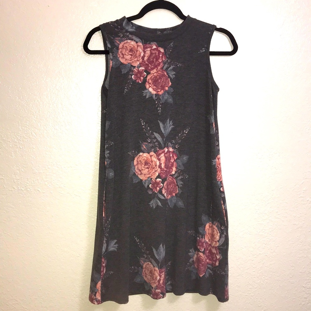 Apt 9 Gray Floral Mini Dress Size XSmall
